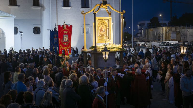 Capurso in Festa: 173 Anni di Devozione e Grazia per l’Incoronazione della Madonna del Pozzo. L’olio della lampada della Madonna, sarà offerto dalla comunità di Castellaneta (Ta)