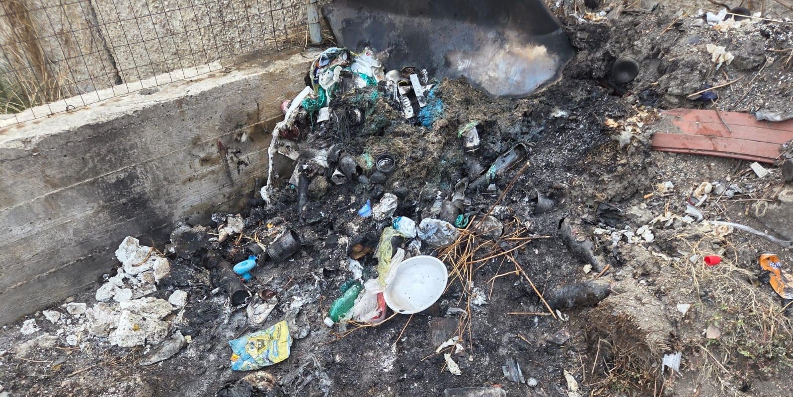 L’AMBIENTE SI TUTELA INSIEME: I GIOVANI DI “MONITOR 2024” SVENTANO UN INCENDIO DI RIFIUTI